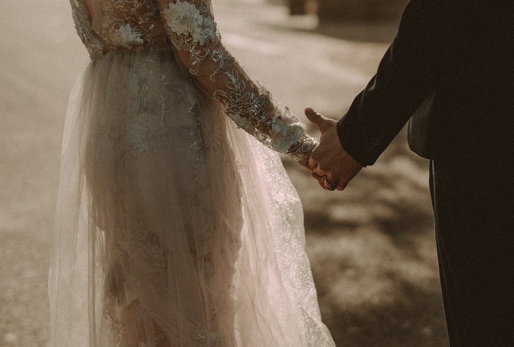 Stephanie + Dallas | Cannon Beach Elopement | Destination Wedding Photographer