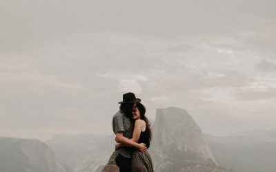 Luke + Mikayla | Glacier Point | Yosemite Engagement Photographer