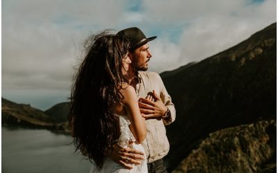 Adventure Session at Lagoa do Fogo São Miguel | Portugal Elopement Photographer | Rita + João