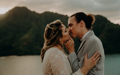 Adventurous Oahu Elopement at Crouching Lion | Dana + Ross